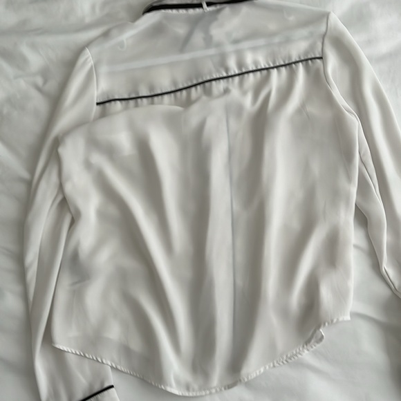 H&M bow shirt blouse - Picture 7 of 8